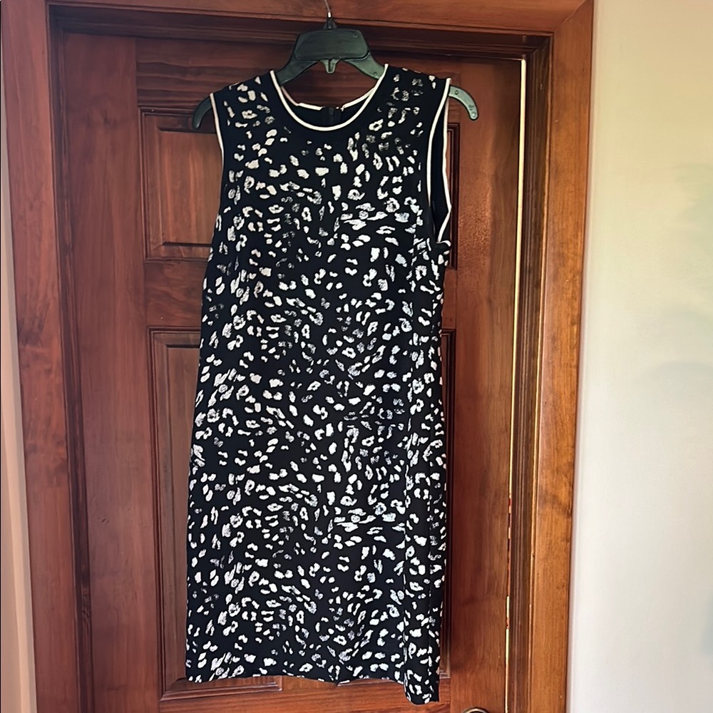 Vince Camuto Black and White Sleeveless Animal Print Mini Dress